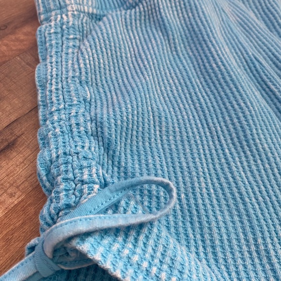 Forever 21 matching set - Picture 3 of 4